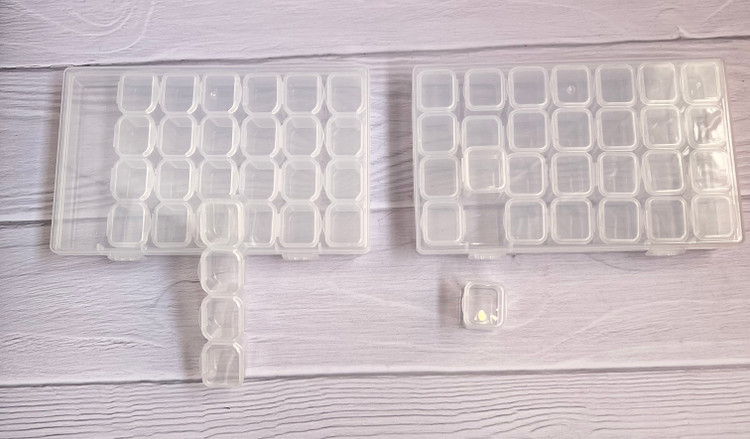 ظرفیت هر خانه ۱۰ گرم